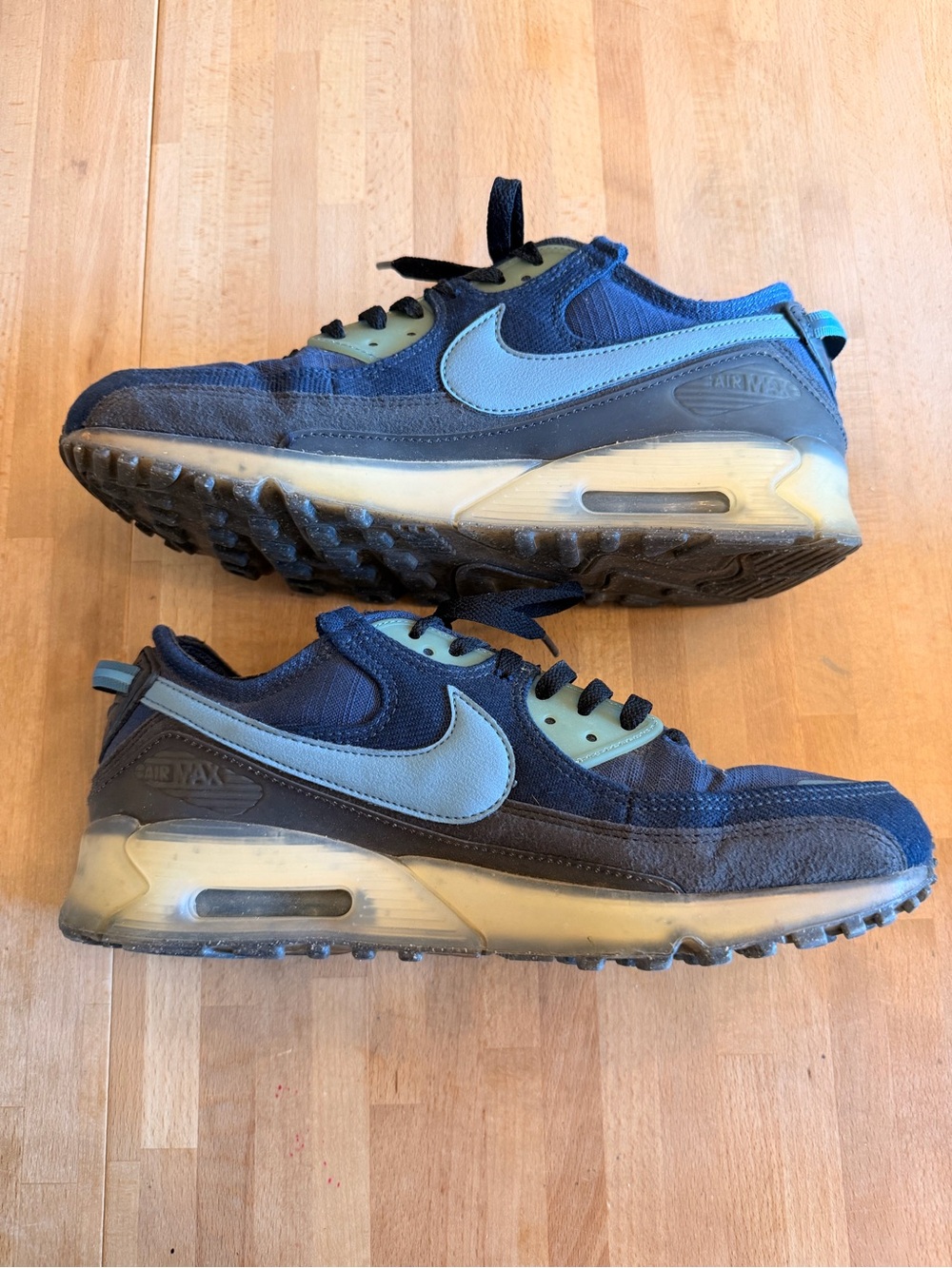 Nike Men’s Air Max 90 Terrascape Sneakers - Midnight Blue